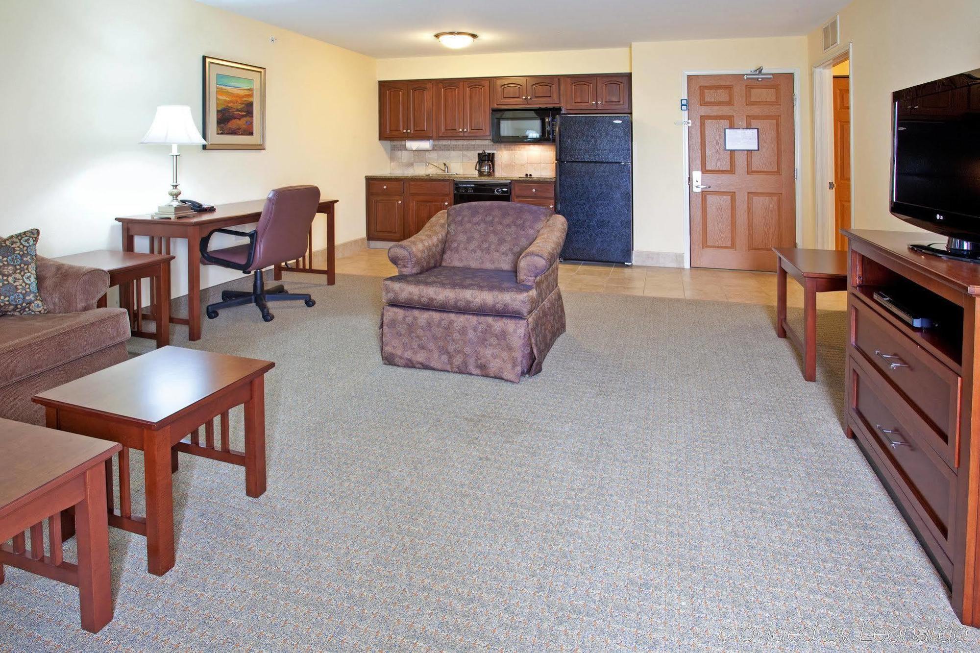 Staybridge Suites Elkhart North By Ihg Habitación foto